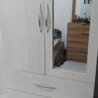 آویز لباس و دراور جادار بزرگ