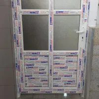 نصب درب وپنجره