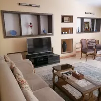 فروش خانه ویلایی بازسازی شده چندقدمی باهنر|فروش خانه و ویلا|اصفهان, دستگرده|دیوار
