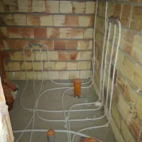 شاگرد ساده یا نیمه ماهر لوله کشی