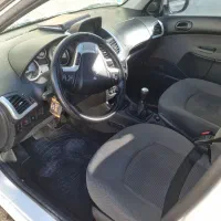 207 مدل ۴۰۲ بدون رنگ معاوضه با 404|خودرو سواری و وانت|مشهد, شهرک رازی (شهرک غرب)|دیوار