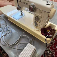 چرخ خیاطی ژانومه