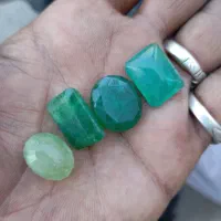 یاقوت معدنی زمرد ذغال دار بابا قوری طبیعی و مهره|جواهرات|زابل, |دیوار