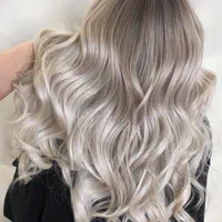 تخفیف ویژه شب یلدا لاین رنگ و لایت|خدمات آرایشگری و زیبایی|ساری, |دیوار