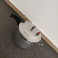 زودپز|ظروف پخت‌وپز|تبریز, |دیوار