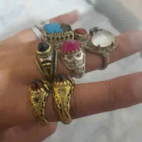 انواع انگشترهاوسکه های نقره قدیمی وساعت نبضی قدیمی|کلکسیون اشیاء عتیقه|سرایان, |دیوار