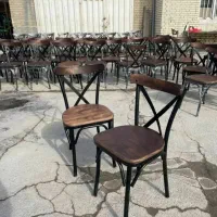 صندلی تالاری دلاریس