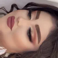 میکاپ و شنیونو کاشت ناخن