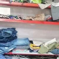 فروش یک عددویترین مغازه