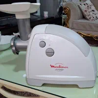 چرخ گوشت مولینکس اصل فرانسه مدل HV8 تازه ونو