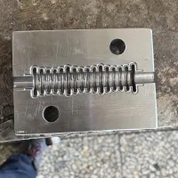 طراحی قالب سازی و تولید قطعات لاستیک و پلاستیک|خدمات پیشه و مهارت|یزد, |دیوار