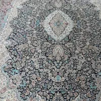 3 عدد فرش ۹ متری و ۴ عدد پشتی و ۴ پادری