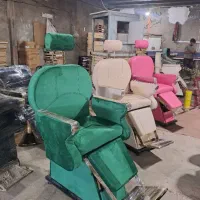 تخت فشیال دکور ارایشگاه صندلی ترولی آینه پدالی پاف|آرایشگاه و سالن‌های زیبایی|تهران, خلازیر|دیوار