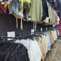 فروشنده پوشاک