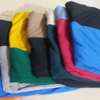 فروش کلی لباسها به علت تغییر دادن شغل