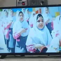 تلویزیون ۳۲ اینچ اسنوا  کاملا سالم