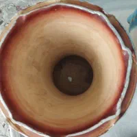 ی گلدون سرامیکی آبی و ی سفال رنگی و دو گلدون چینی