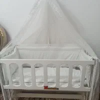 گهواره کنار تخت مادر|اسباب و اثاث بچه|قروه, |دیوار