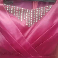 سنگ دوزی روی لباس مجلسی