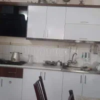 ویلایی سه طبقه مستقل هدایت ۱۰ هنرور ۲۲