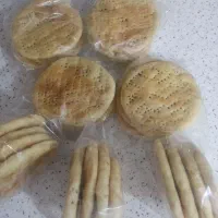 نان خرمایی خانگی بسته 4عددی مناسب وویژه|خوردنی و آشامیدنی|تهران, سید خندان (جلفا)|دیوار