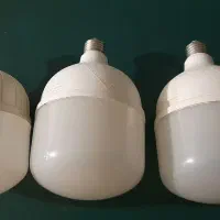 تعدادی لامپ در حد صفر