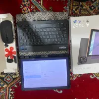 تبلت ای تاچ همراه با کیبورد و موس و قلم و تجهیزاتش