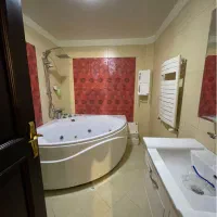 آپارتمان ۳۲۰ متری لوکس فول امکانات