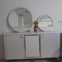 کنسول به همراه آینه