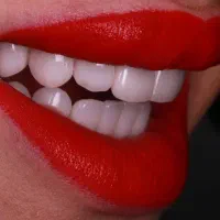 دندانپزشکی تخصصی ایمپلنت دیجیتالی و فوری
