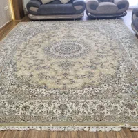 یک تخته فرش مشهد یکمقداراز۱۲متربزرگتراست