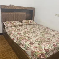 تخت دونفره