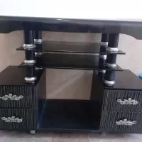 میز تلویزیون در حد نو