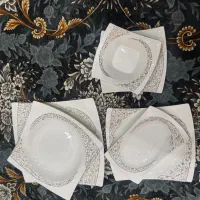 چینی‌ گل برجسته