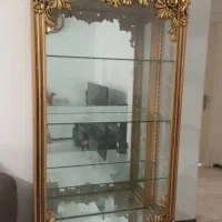 بوفه طلایی رنگ منبت کار شده