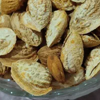 بادام کاغذی اعلا  اذر دیرگل