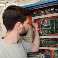 تعمیر و سرویس آسانسور