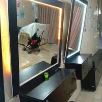 صندلی اصلاح و اینه