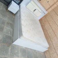 تخت دونفره ودوطبقه تمیزشیک