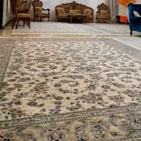 فرش نو در حد کلا سه ماهه خریداری شده