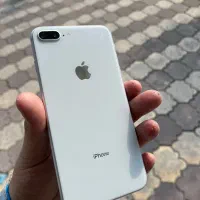 ایفون ۸پلاس درحد ۶۴گیگ lla