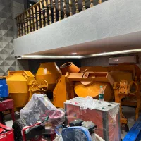 فروش انواع بالابر و خلاطه ساختمانی و ابزارالات|ماشین‌آلات صنعتی|یزد, |دیوار