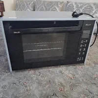 یک عدد توستر فروشی