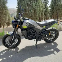بنلی لئونچینو ۱۴۰۰