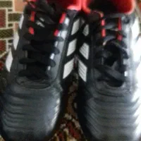 کفش فوتبالی