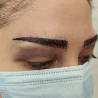 کاشت ابرو با قیمت خیلی خوب|خدمات آرایشگری و زیبایی|شیراز, قصرالدشت|دیوار