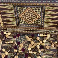 تخته نرد کاملا دست ساز و شطرنج از اصفهان