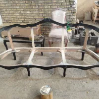 کاناپه گرد سه گل