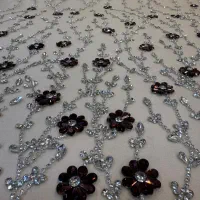 لباس مجلسی|لباس|قشم, |دیوار