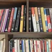 کتابخانه با بیش از 300 کتاب|کتاب و مجله آموزشی|مشهد, آبادگران|دیوار